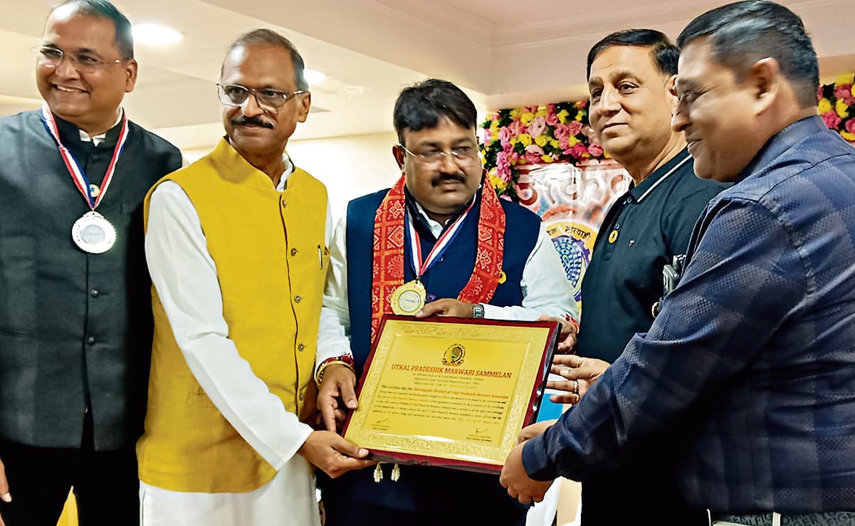 झारसुगुड़ा के विकास में सभी समाज का सहयोग जरूरी : विधायक