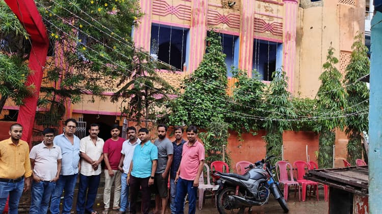 बंशीधर मंदिर में मना श्री कृष्ण जन्मोत्सव