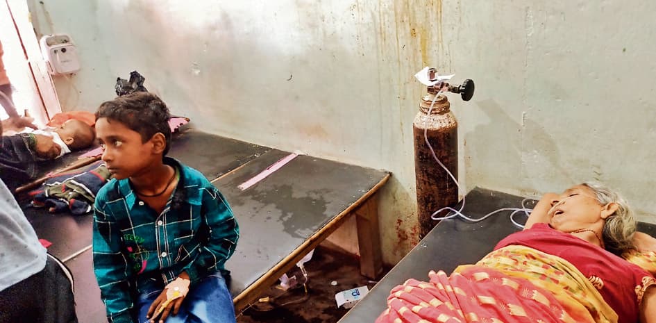 वायरल बुखार और टाइफाइड के बढ़ रहे मामले