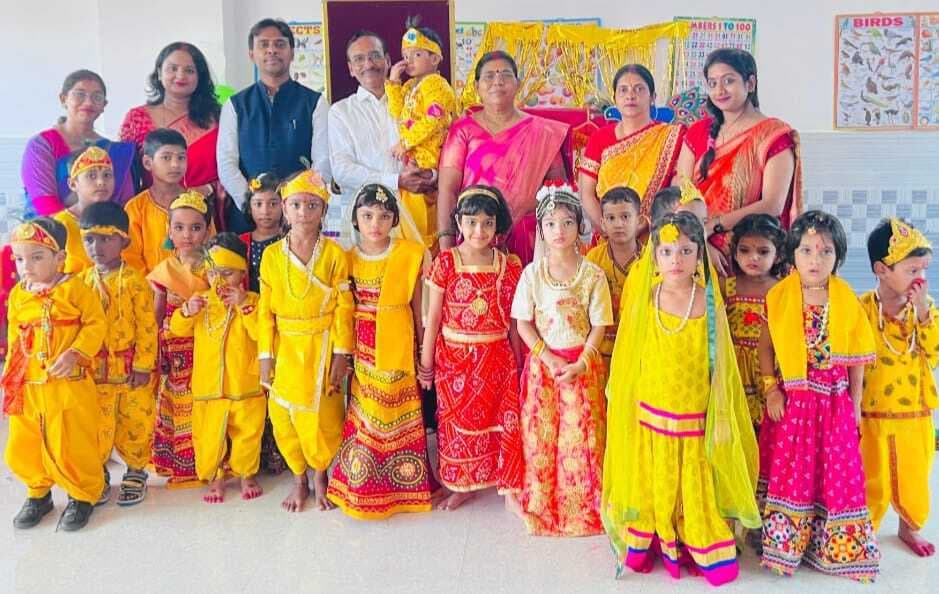 भगवान श्रीकृष्ण का मानवतावादी संदेश हमें बनाता है कुशल नागरिक