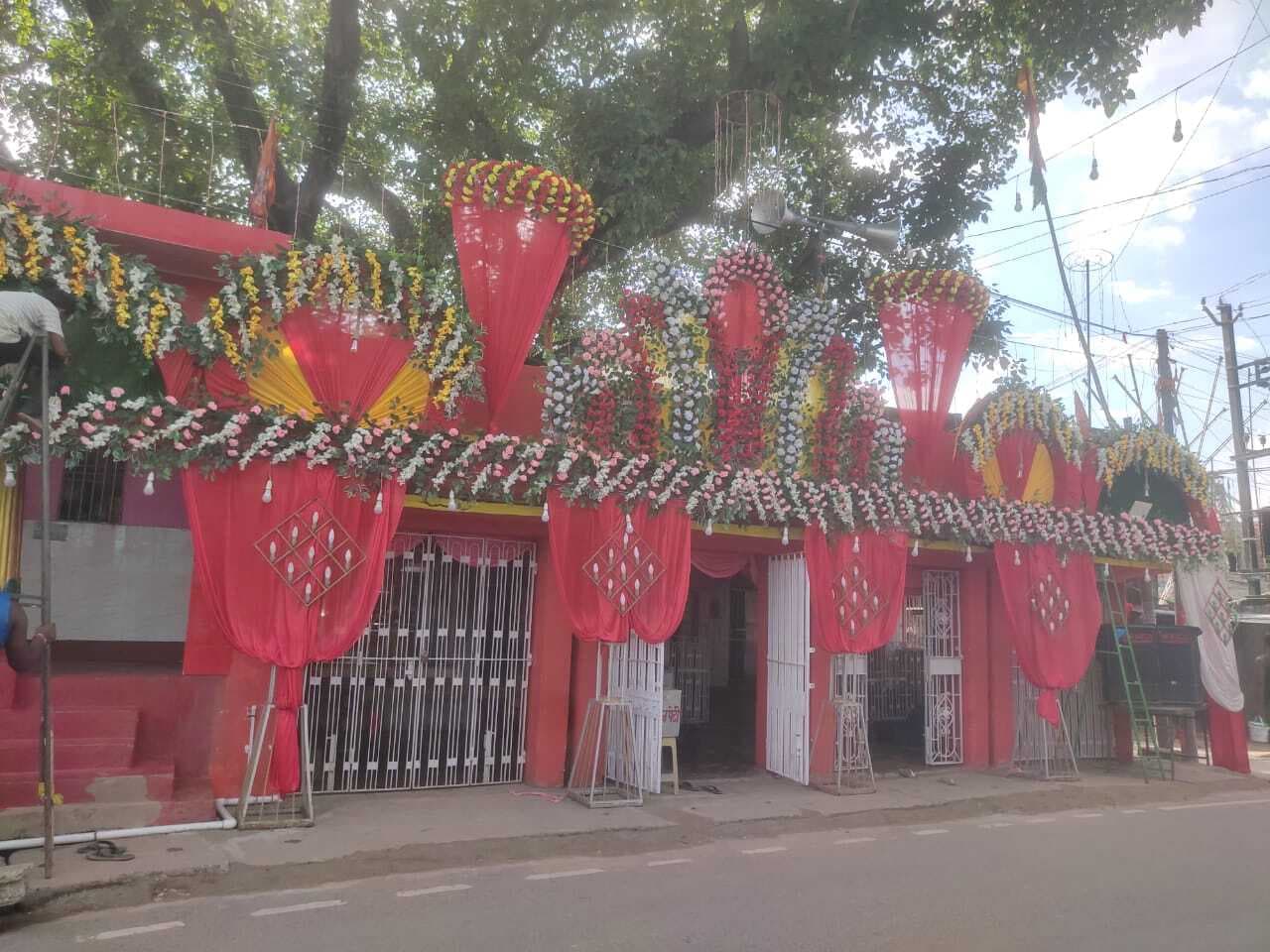 नंद के घर आनंद भयो जय कन्हैया लाल की...