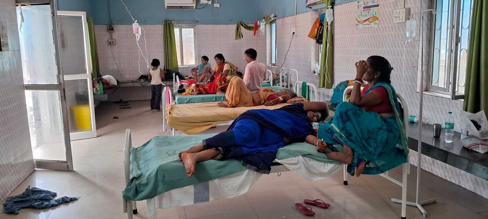 डेंगू का कहर : एनएस-1 पॉजिटिव महिला मरीज सदर अस्पताल में भर्ती