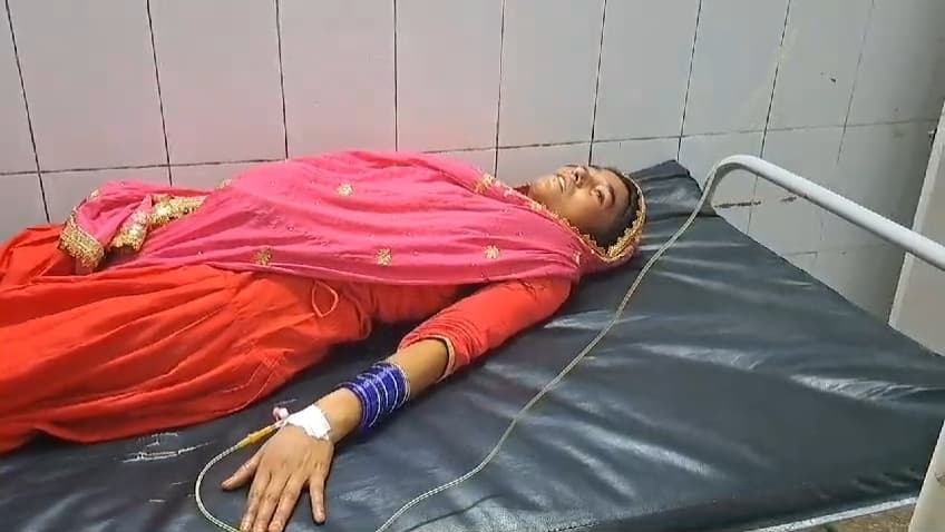 पुत्र नहीं होने व दहेज की मांग को लेकर विवाहिता को पीटकर किया घायल