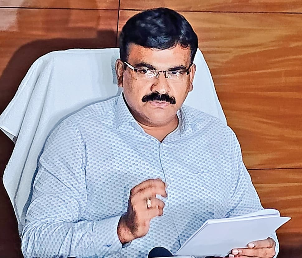 Election Commission News : जनवरी से अब तक बढ़ गये 3.92 लाख मतदाता