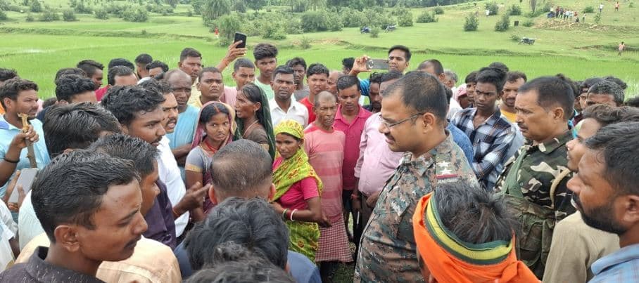 हीरोडीह में गला काट कर हत्या : पिता ने बताया – दामाद हैदराबाद ले जाने की बात कह बेटी को रात में ले गया, सुबह लाश मिली