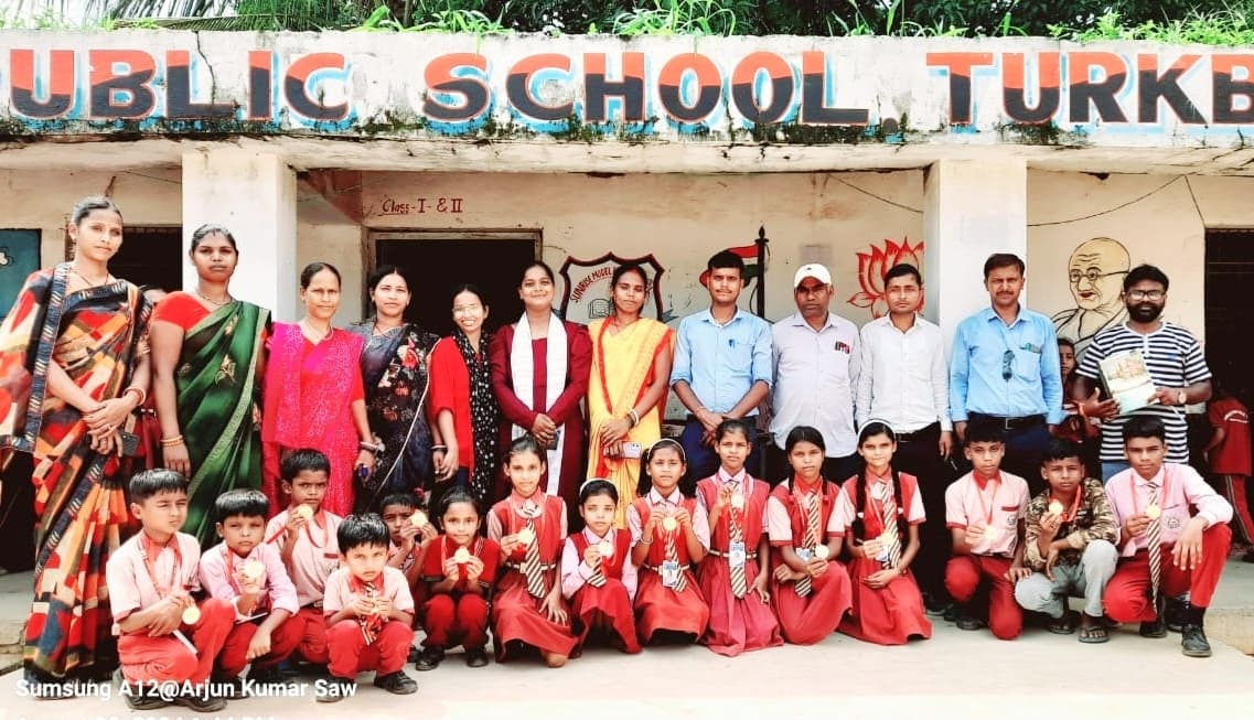 खेल दिवस पर सनराइज मॉडल पब्लिक स्कूल में प्रतियोगिता