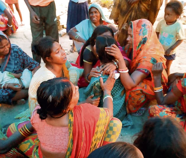 पातेपुर में चारा के लिए केले का पत्ता काटने गये युवक की करेंट की चपेट में आने से गयी जान