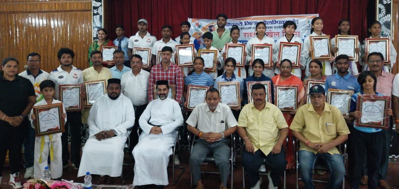 विभिन्न खेलों के अंतर्राष्ट्रीय व राष्ट्रीय पदक विजेता हुए सम्मानित
