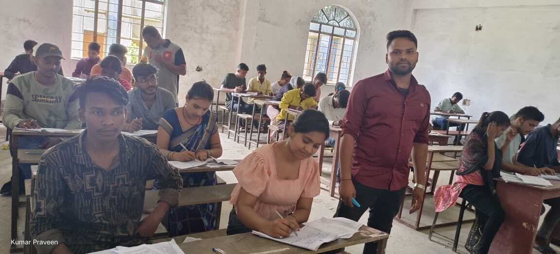 सेमेस्टर-2 की परीक्षा में 1355 परीक्षार्थी शामिल, 33 अनुपस्थित