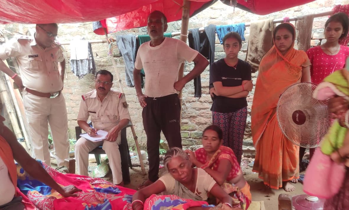 करंट लगने से पति की हुई मौत, पत्नी गंभीर रुप से जख्मी