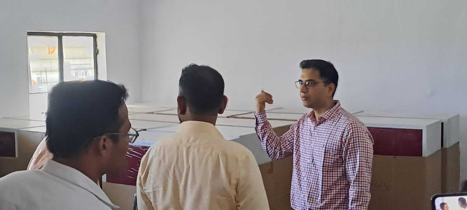 आश्रय स्थल में वृद्धजनों को मिलेंगी बुनियादी सुविधााएं : डीएम