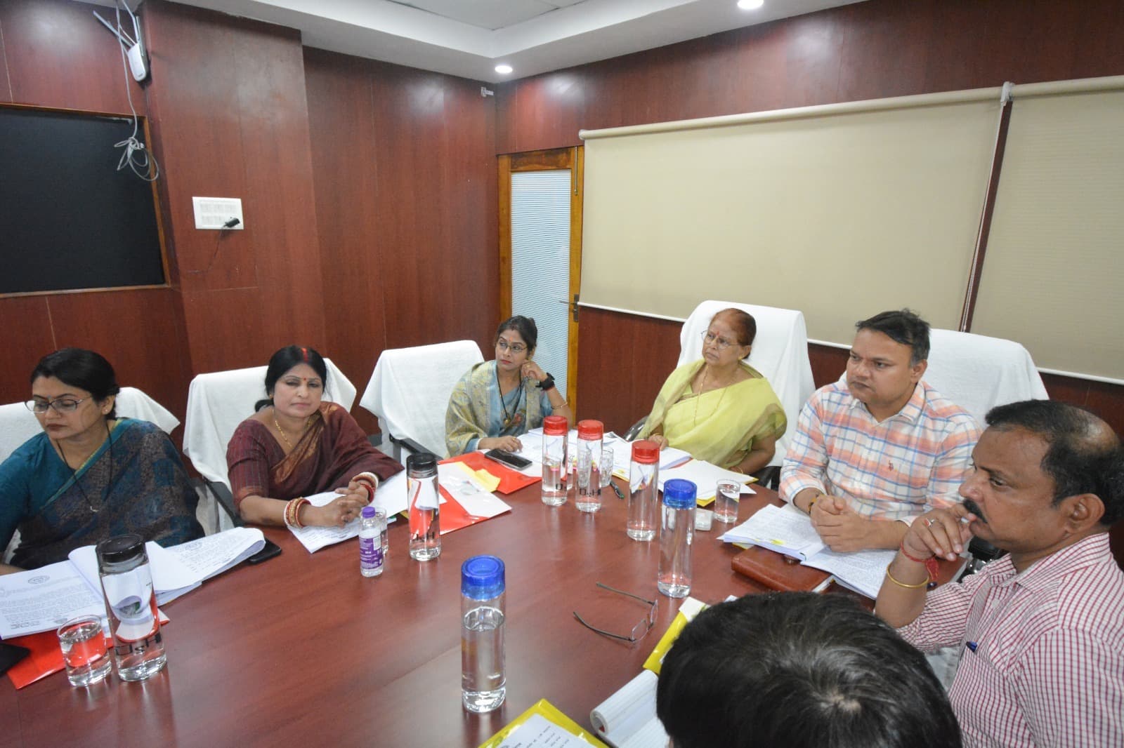 Patna : गुलबी घाट नगर निगम तय रेट पर बचेगा लकड़ी, नाई व पुरोहित भी रहेंगे उपलब्ध