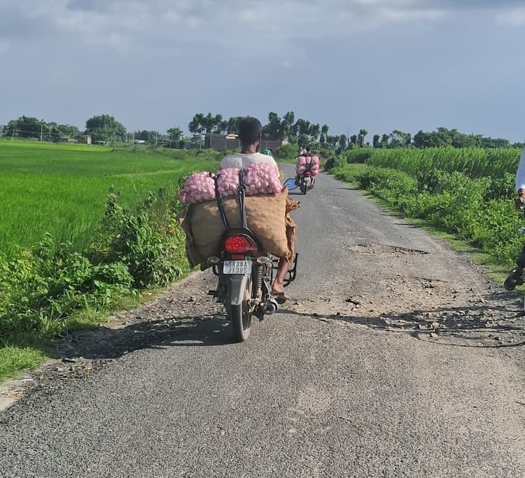 सीमावर्ती क्षेत्र में नेपाल के रास्ते चाइनीज सामान की बढ़ रही तस्करी