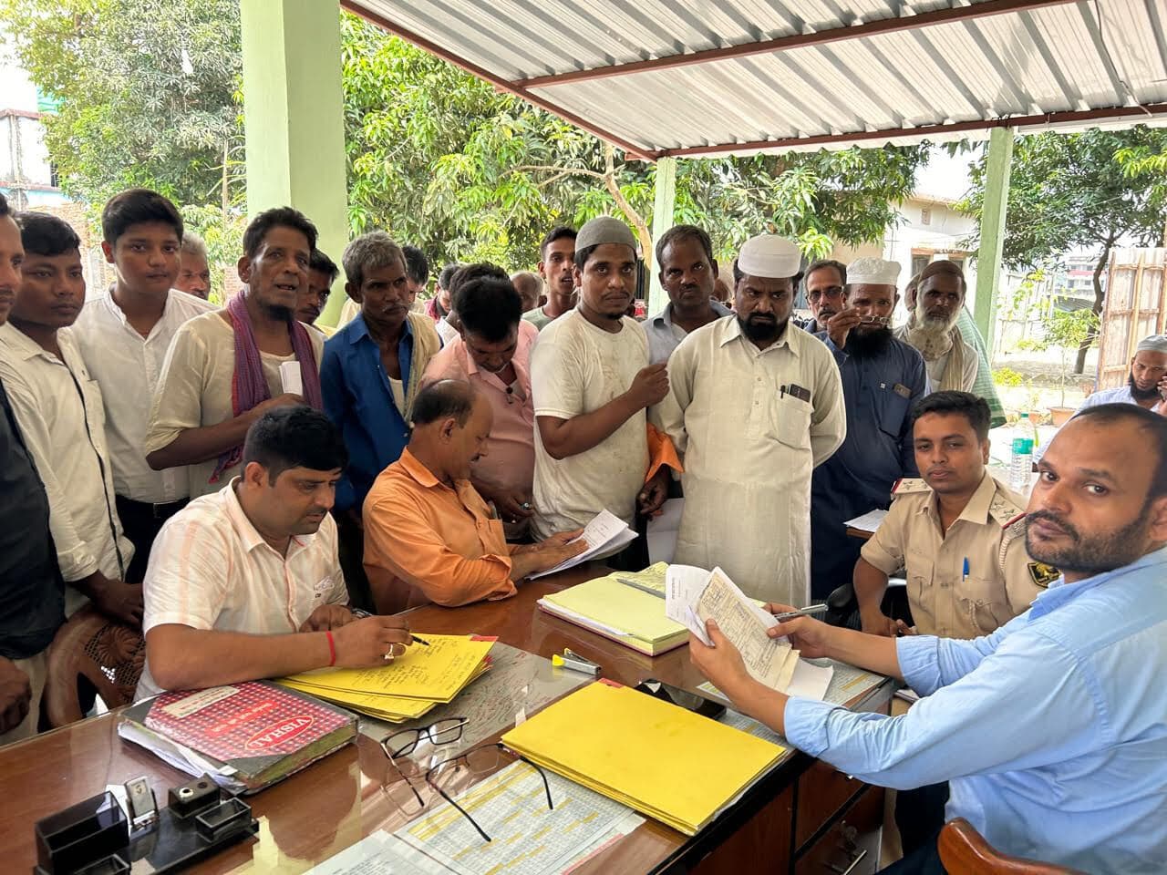 जनता दरबार में दर्जनों भूमि संबंधी मामलों का निष्पादन