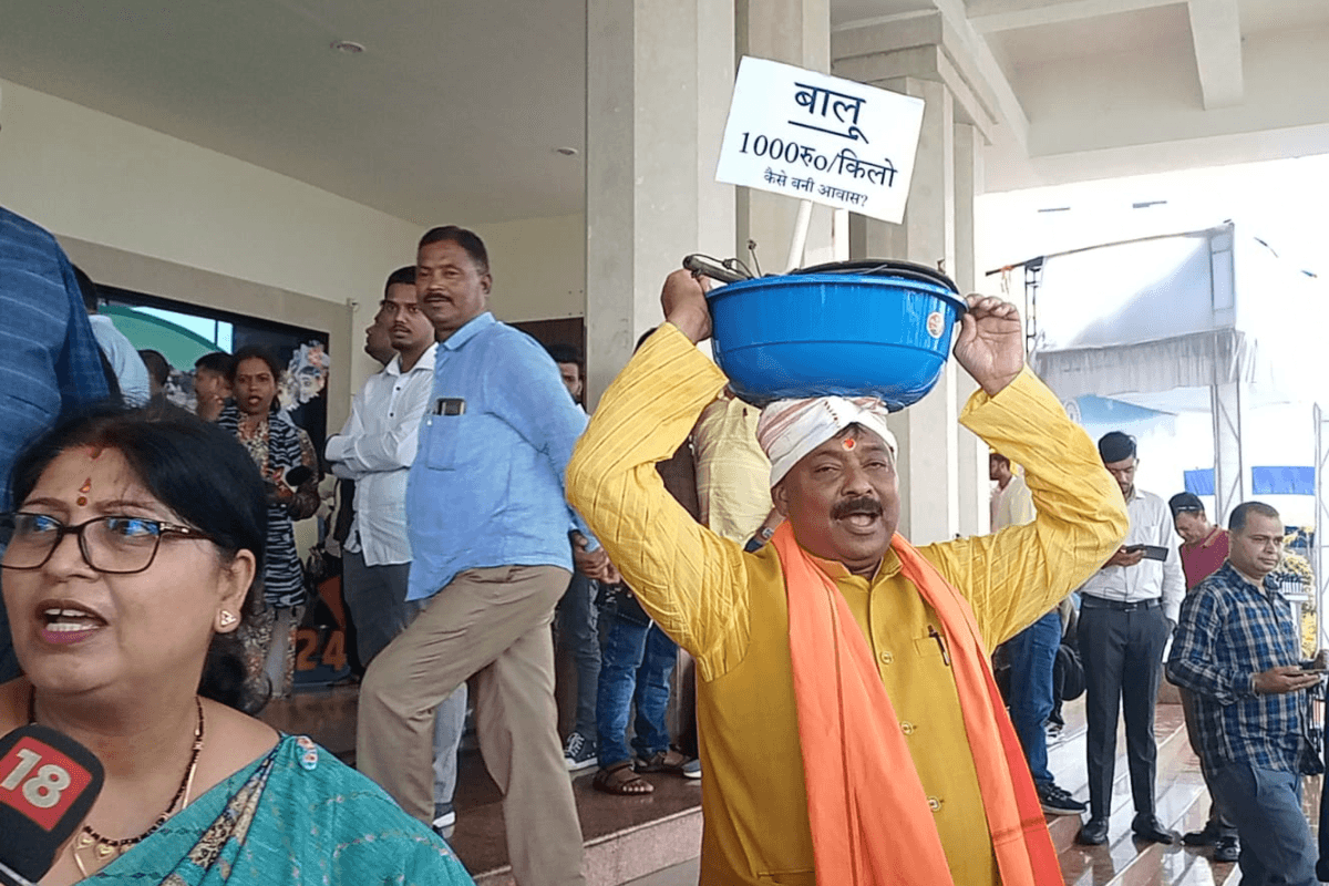 विधानसभा सत्र के आखिरी दिन, विधायकों ने 1000 रुपये किलो बेचा बालू, चुनाव से पहले सरकार-विपक्ष की जोर आजमाइश