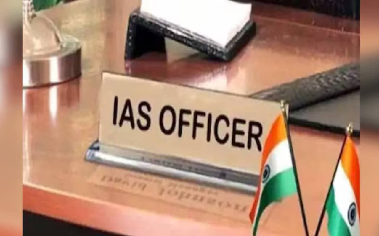 Bihar IAS Transfer: आनंद किशोर और अभय सिंह समेत कई अफसरों को मिली नई जिम्मेदारी, जानें कौन कहां गया