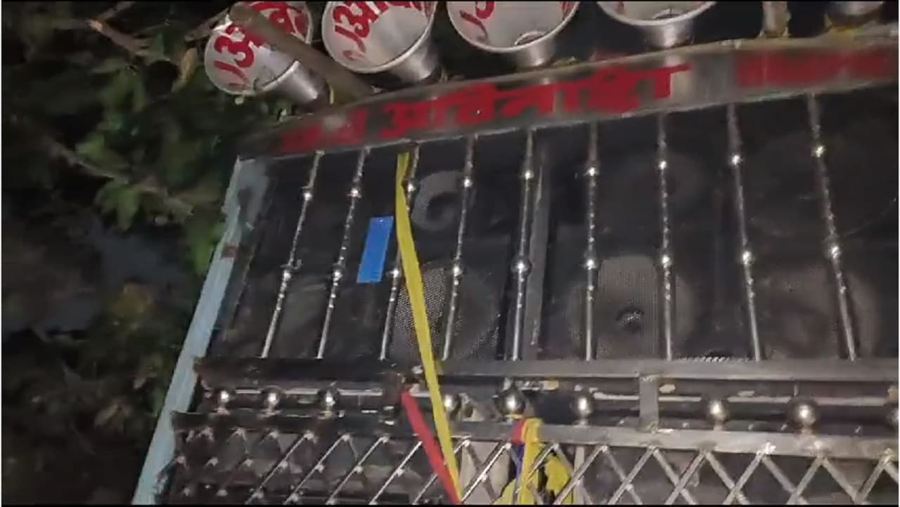 वैशाली में हाई टेंशन तार की चपेट में आई डीजे गाड़ी, 9 कांवरियों की मौत