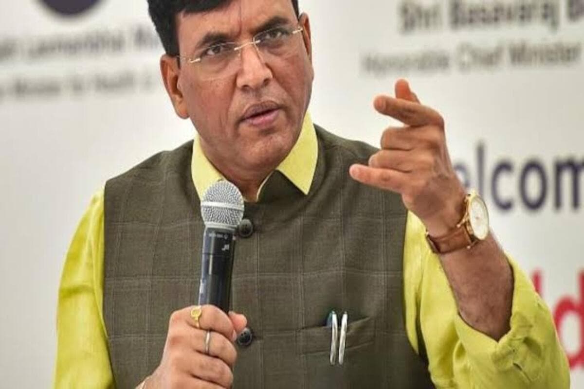 Union Minister for Youth Affairs and Sports Mansukh Mandaviya. Union Minister for Youth Affairs and Sports Mansukh Mandaviya.