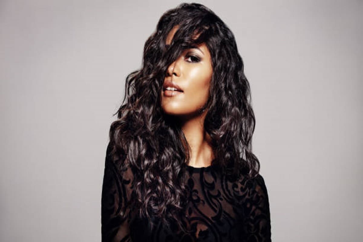 Hair Care Tips: घुंघराले बालों का ऐसे रखें ख्याल