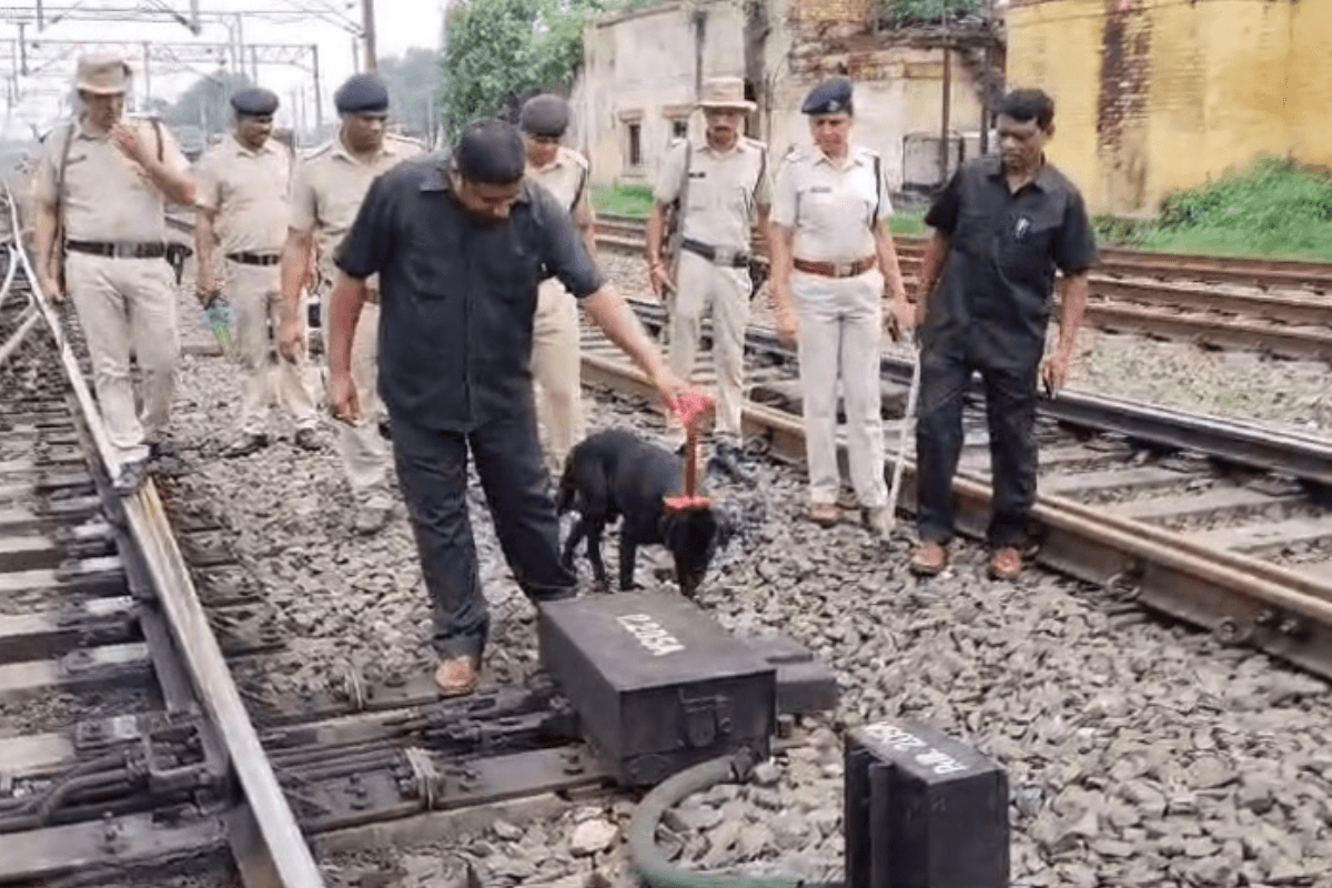 स्वतंत्रता दिवस से पहले आसनसोल रेलवे स्टेशन में चला जांच अभियान