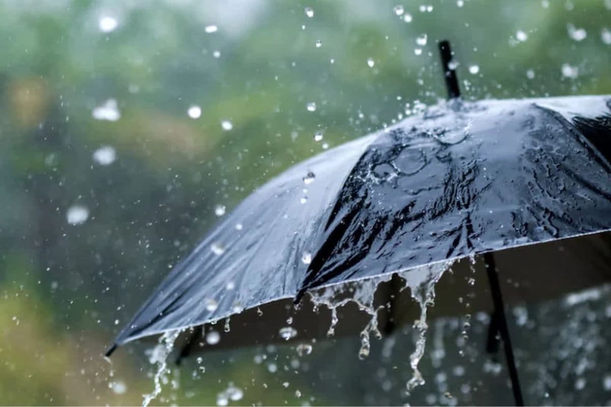 Rain Alert: यूपी-एमपी-दिल्ली में भारी बारिश का अलर्ट, जानें अन्य राज्यों के Mausam का हाल