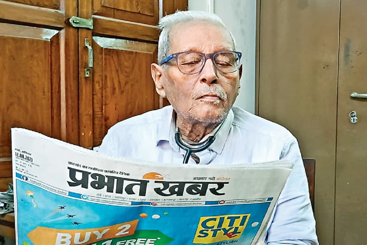 Prabhat Khabar 40 Years: डॉक्टरों ने दी प्रतिक्रिया, बोले- पाठकों को जागरूक करने में निभायी बड़ी भूमिका