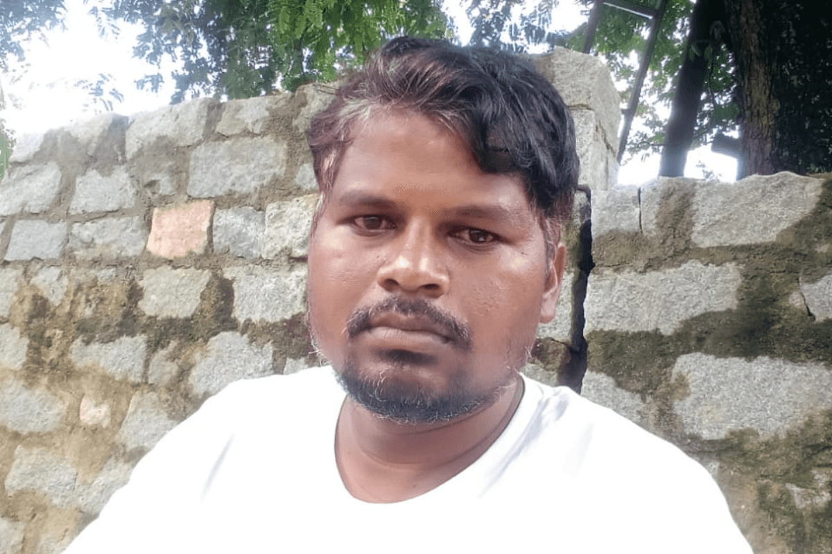 Khunti Crime News: खूंटी में रॉड से मारकर युवक की हत्या, मौके पर मिले अपराधियों के चप्पल