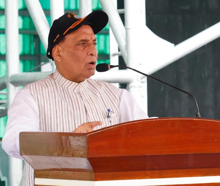 Navy: देश को मिला दूसरा आधुनिक आईएनएस अरिघात सबमरीन