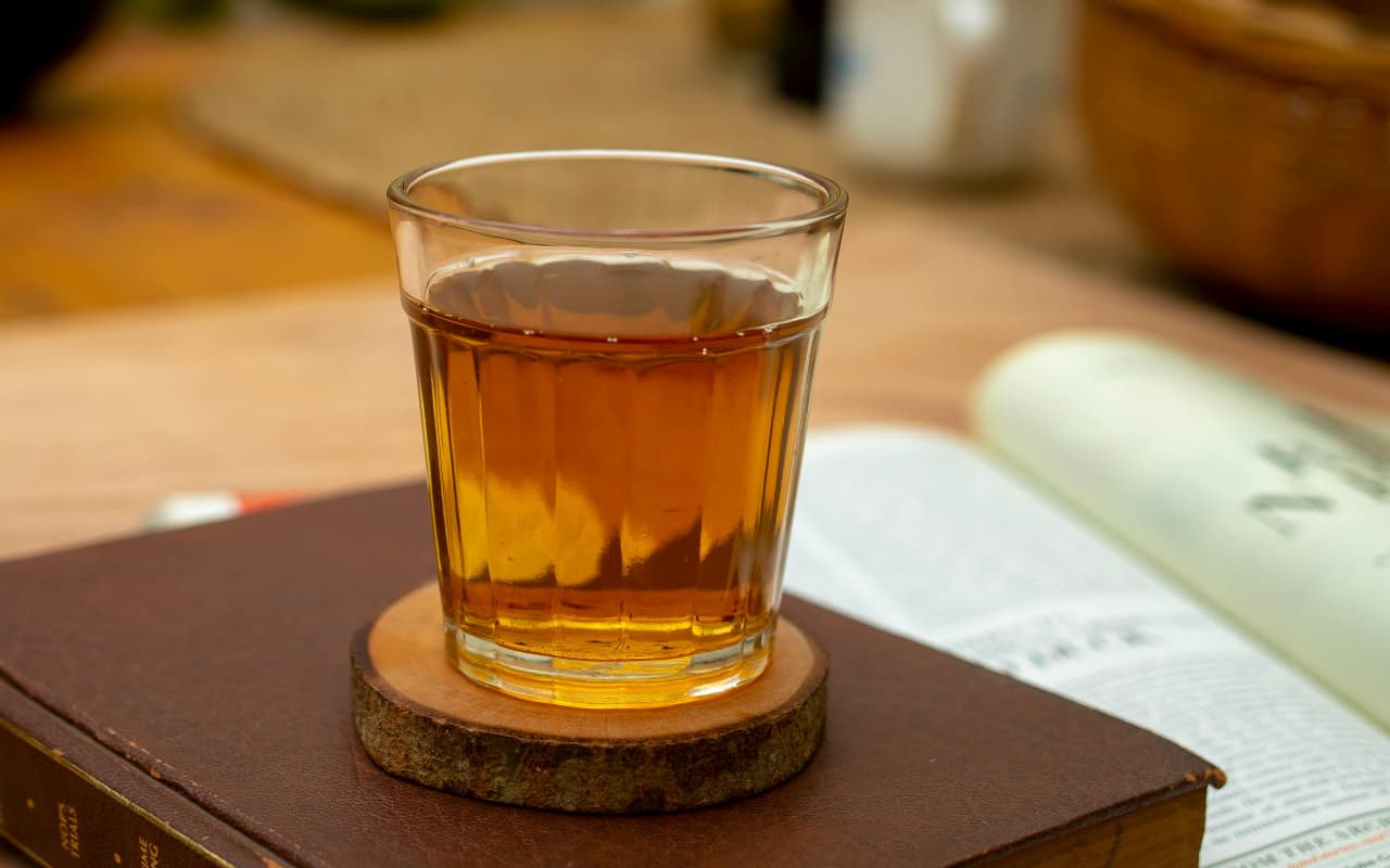 Turmeric Tea: बदन दर्द को दूर करने के लिए अब नहीं होगी दवाई की जरुरत, घर पर बनाई गयी यह ड्रिंक करेगी मदद