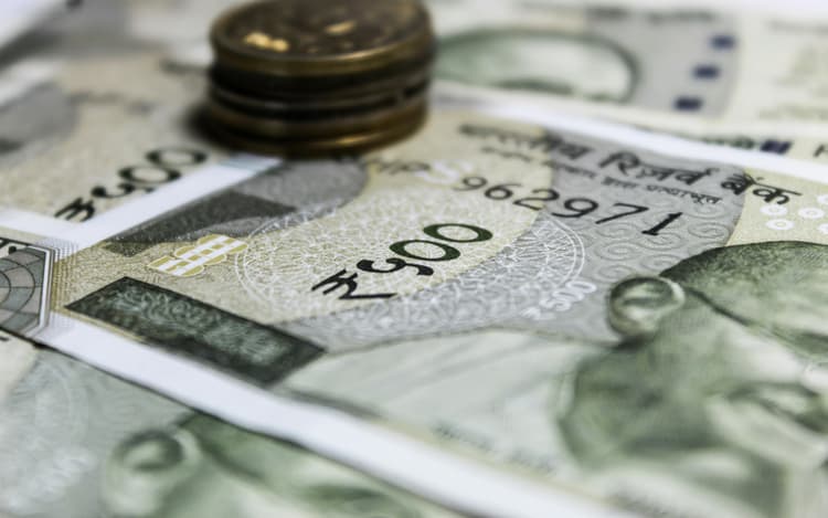 Vastu Tips: इस समय किया पैसों का लेन-देन तो हो सकता है नुकसान, जानें क्या है वास्तु शास्त्र का कहना