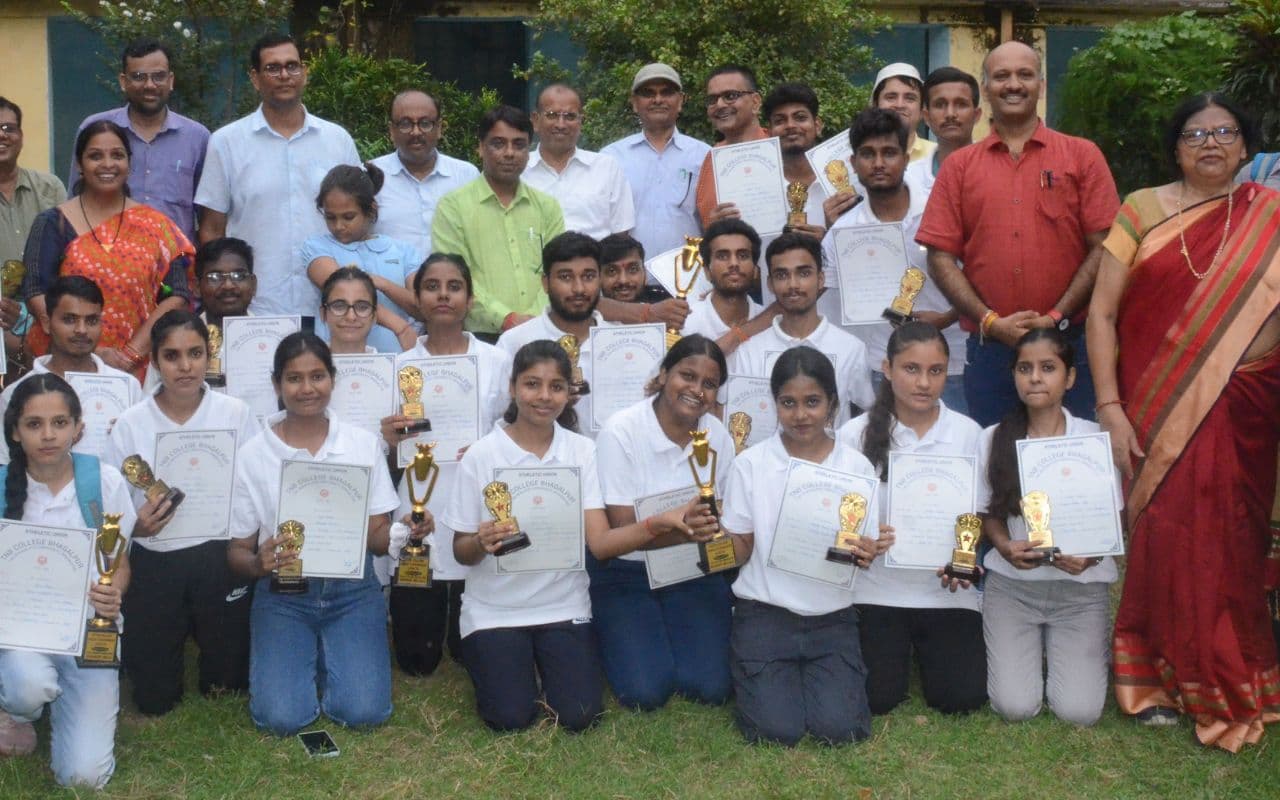 Bhagalpur News: टीएनबी कॉलेज की मेजबानी में खेले जा रहे इंटर कॉलेज शतरंज प्रतियोगिता संपन्न