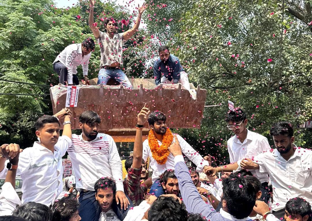 DUSU Election: चुनाव प्रचार में छात्र संगठनों ने झोंकी ताकत