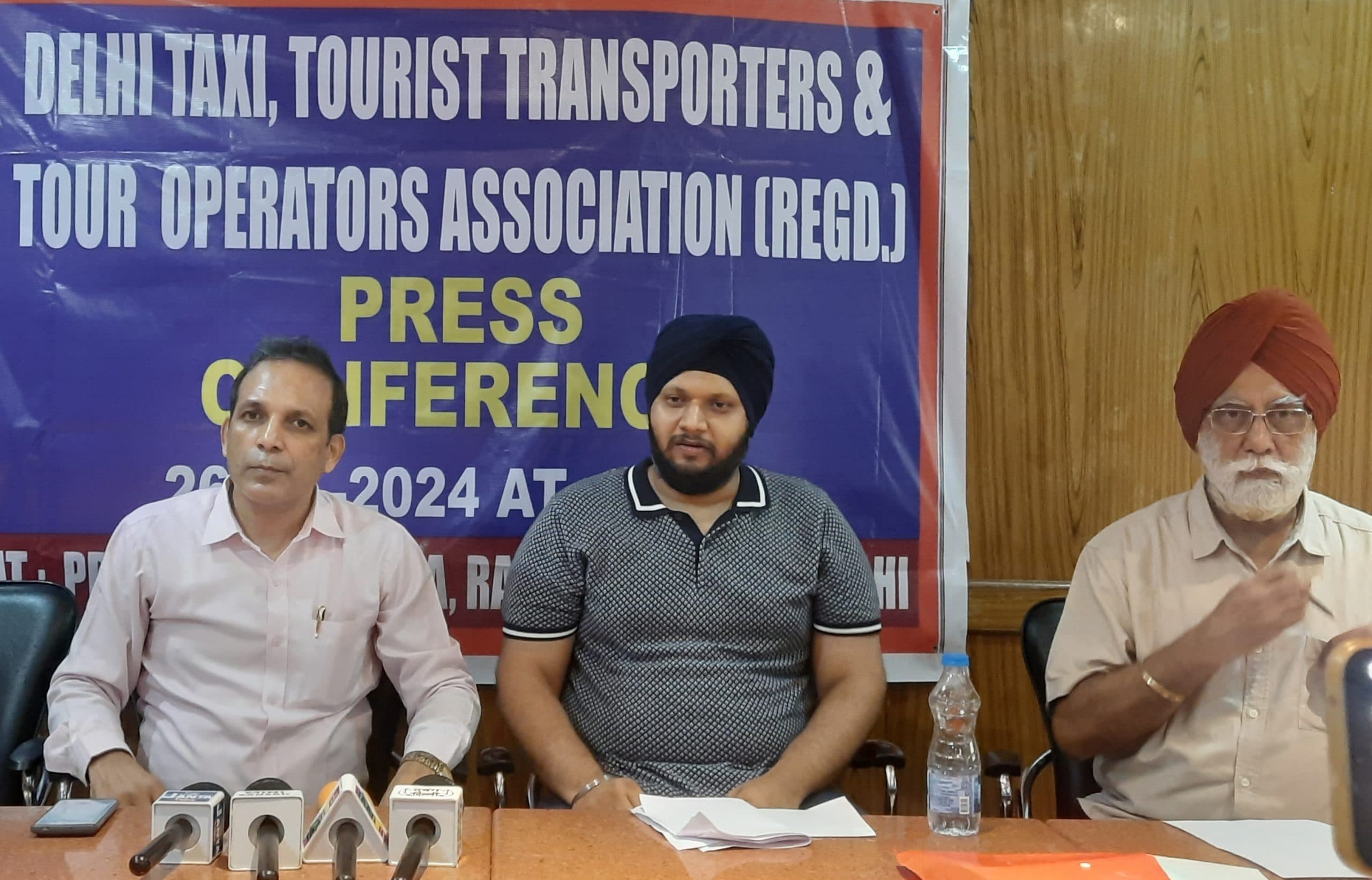 Women Safety: पैनिक बटन के नाम पर दिल्ली पैनिक बटनकी तैयारी है अधूरी