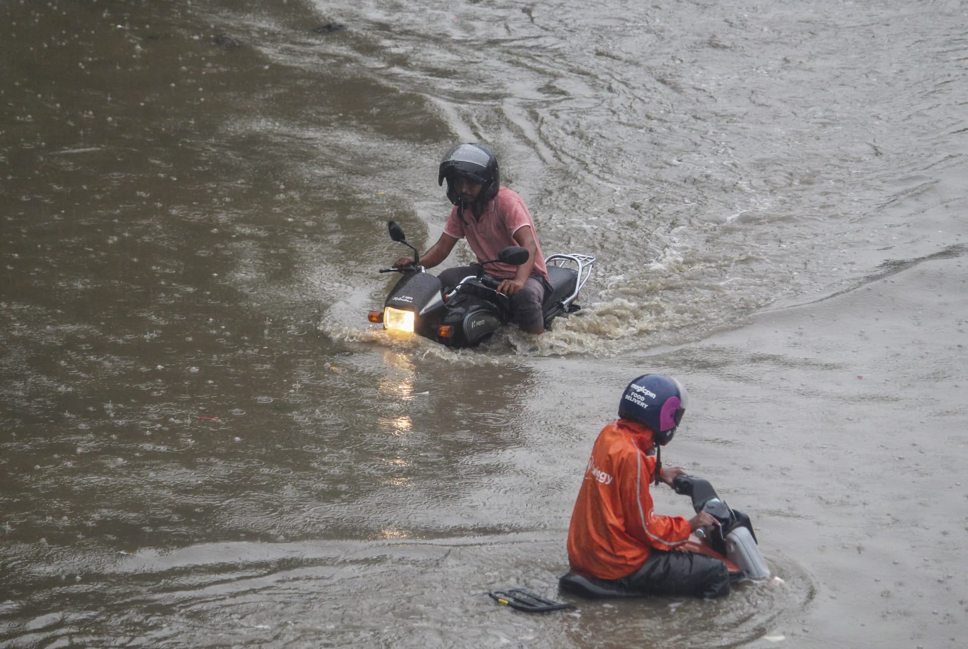 Weather Forecast: दिल्ली-UP से लेकर बिहार-राजस्थान में होगी भादो की बारिश, जानें मौसम का ताजा अपडेट