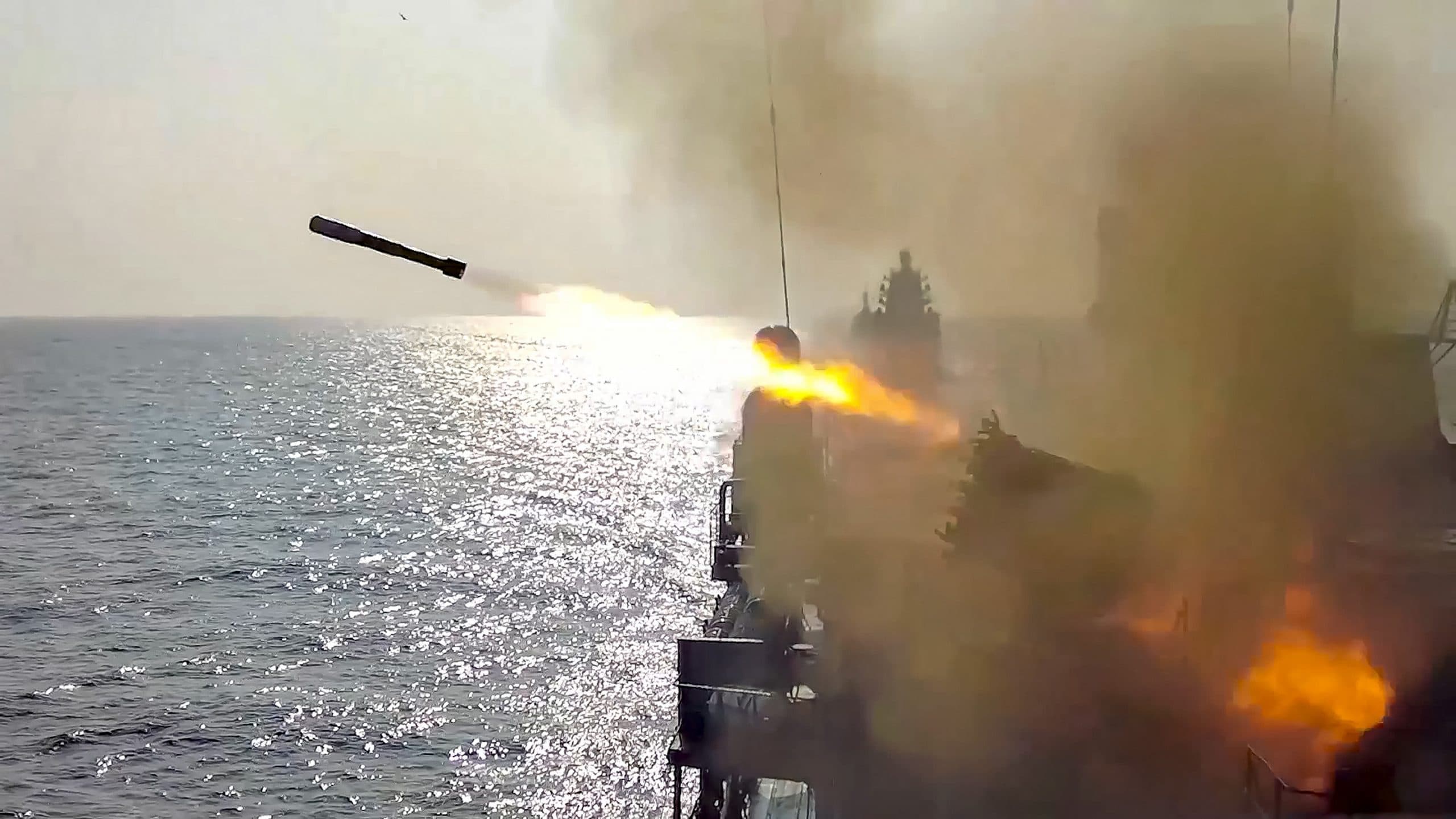 America Attack on Syria: सीरिया में US का जोरदार हमला, एयर स्ट्राइक में मारे गए 37 आतंकी