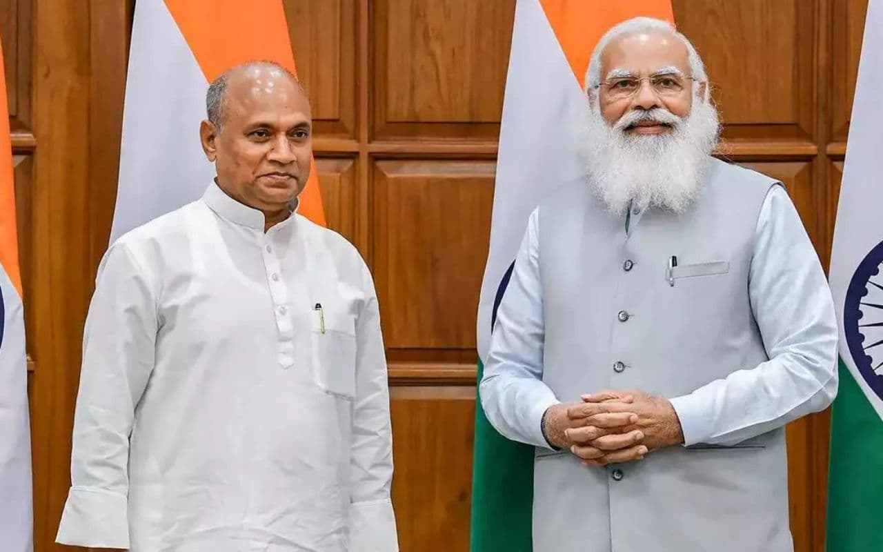 Bihar Politics: तेजस्वी को नौंवी फेल कहने पर भड़के BJP नेता, बोले- उनको जनता ने चुना हैं