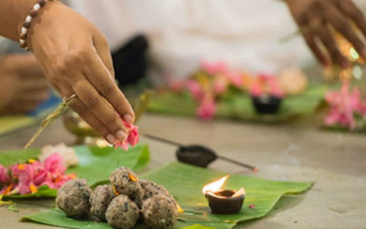 गया के धर्मारण्य पिंडवेदी पर पिंडदान करने से पितरों को मिलती हैं मुक्ति, महाभारत से जुड़ा है प्रसंग 