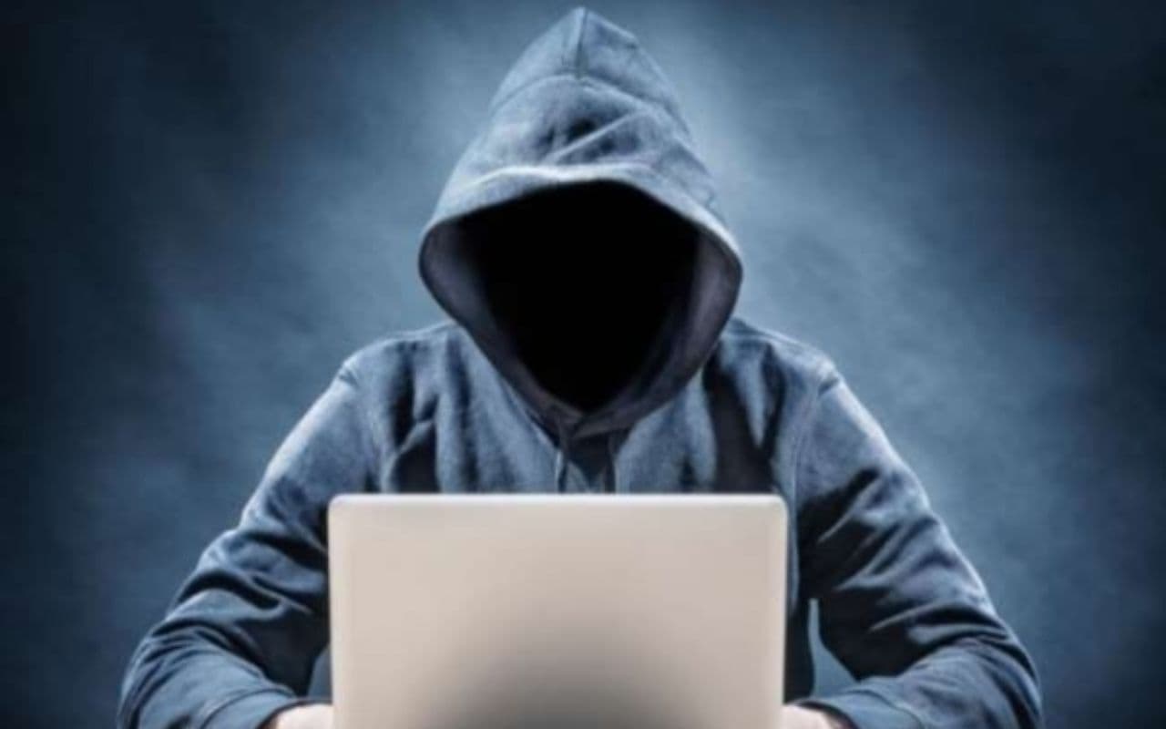 लॉटरी में गाड़ी निकलने का झांसा देकर 46 हजार की ठगी, फोर व्हीलर के चक्कर में युवक ने बाइक बेची