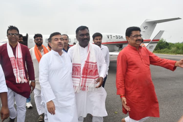 पश्चिम बंगाल के नेता प्रतिपक्ष शुभेंदु अधिकारी बोले- घुसपैठ रोकने के लिए झारखंड में BJP की सरकार बनना जरूरी