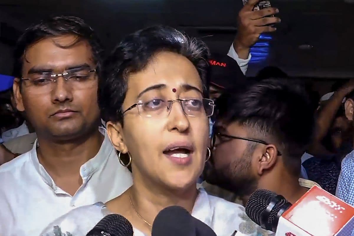 AAP: पूर्व मुख्यमंत्री आतिशी की सुरक्षा में हुई कमी