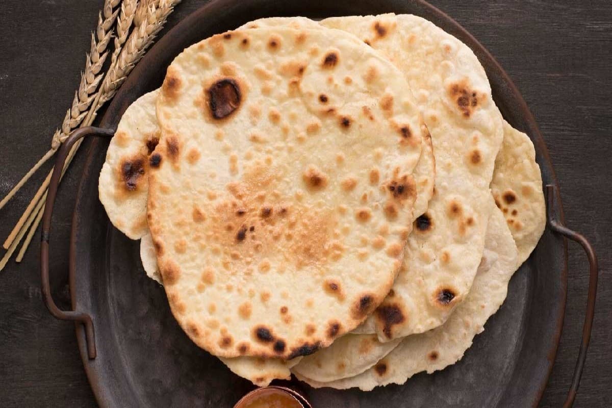 Basi Roti Benefits: रात की बची हुई बासी रोटी खाने से दूर होती हैं ये 5 बीमारियां