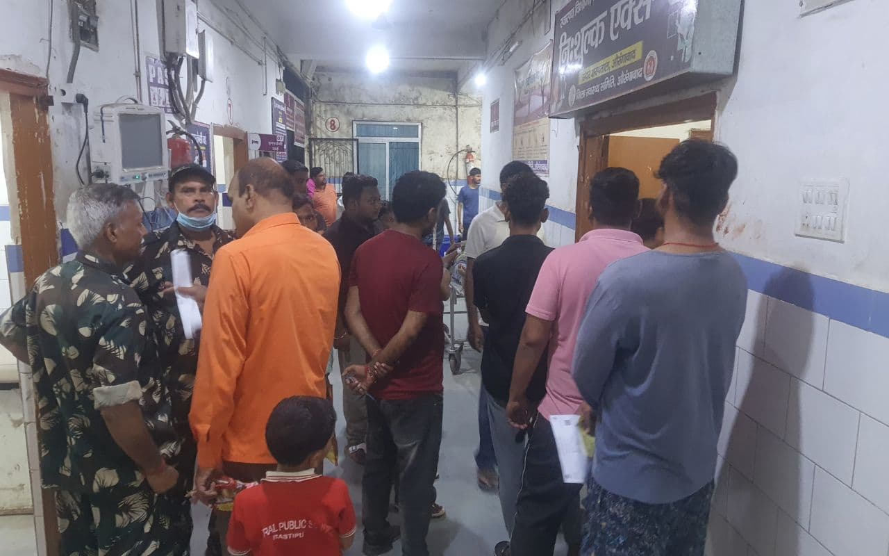 Bihar Crime News: औरंगाबाद में बाइक सवार तीन अपराधियों ने युवक को मारी गोली, हायर सेंटर रेफर