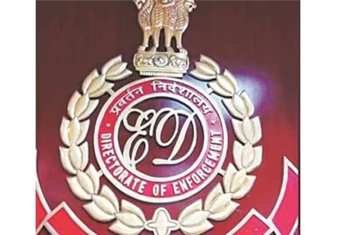 West Bengal : आईएएस संजीव हंस के ठिकानों पर ईडी की रेड, मुंबई और कोलकाता में पहुंची टीम West Bengal : आईएएस संजीव हंस के ठिकानों पर ईडी की रेड, मुंबई और कोलकाता में पहुंची टीम