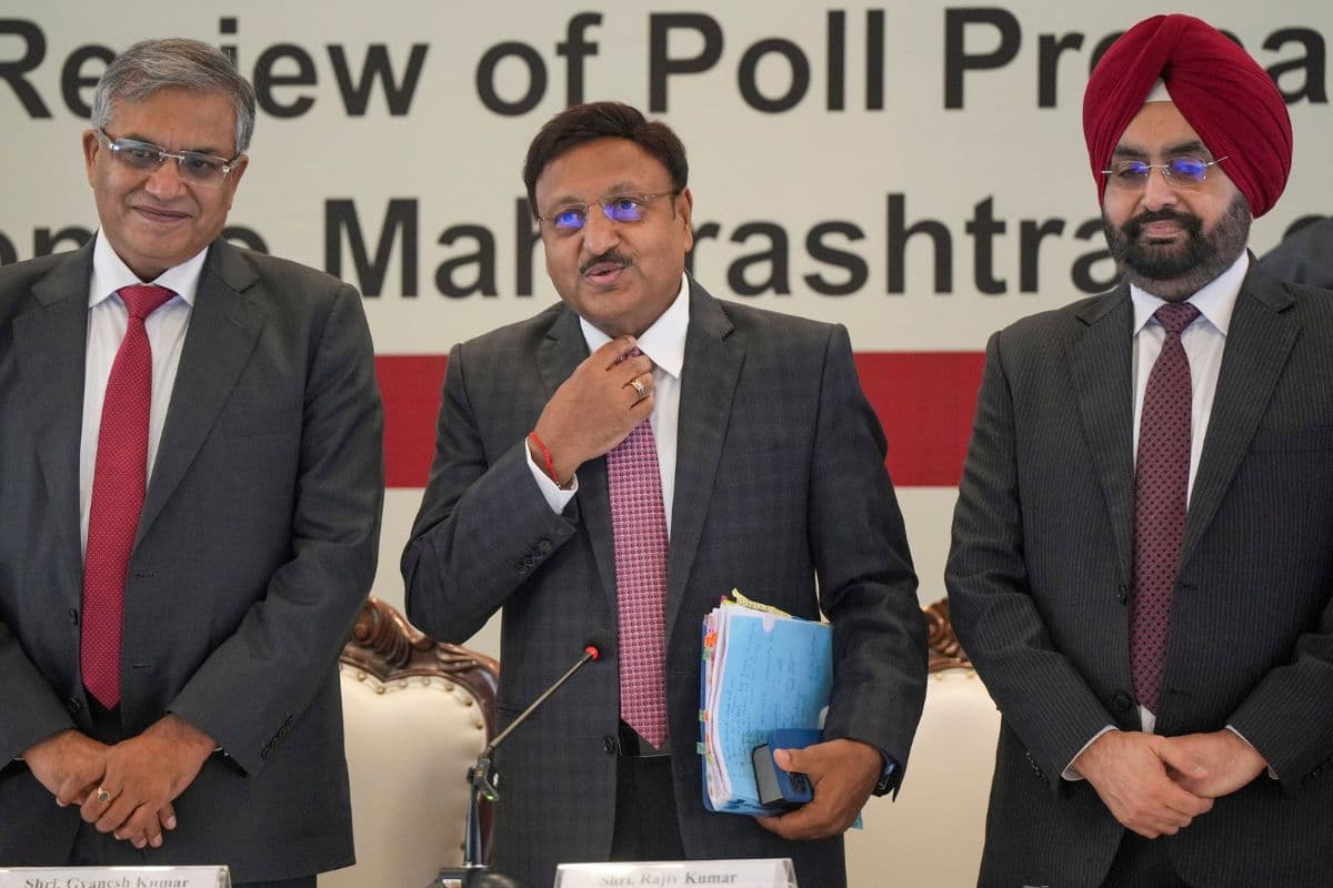 महाराष्ट्र में विधानसभा चुनाव कब? EC ने की समीक्षा, CEC बोले- बूथों पर होती तीसरी आंख की नजर