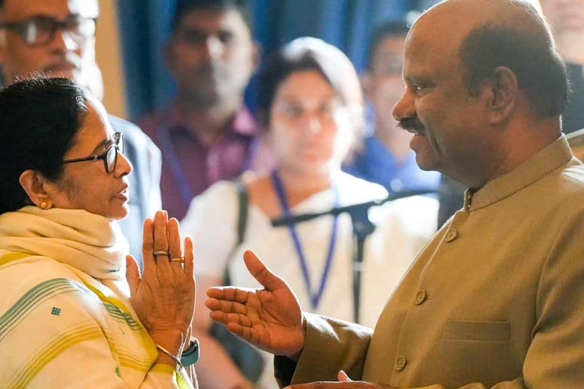 Mamata Banerjee : राज्यपाल बोस और ममता बनर्जी ने शिक्षकों को बताया 'समाज की रीढ़', दी बधाई