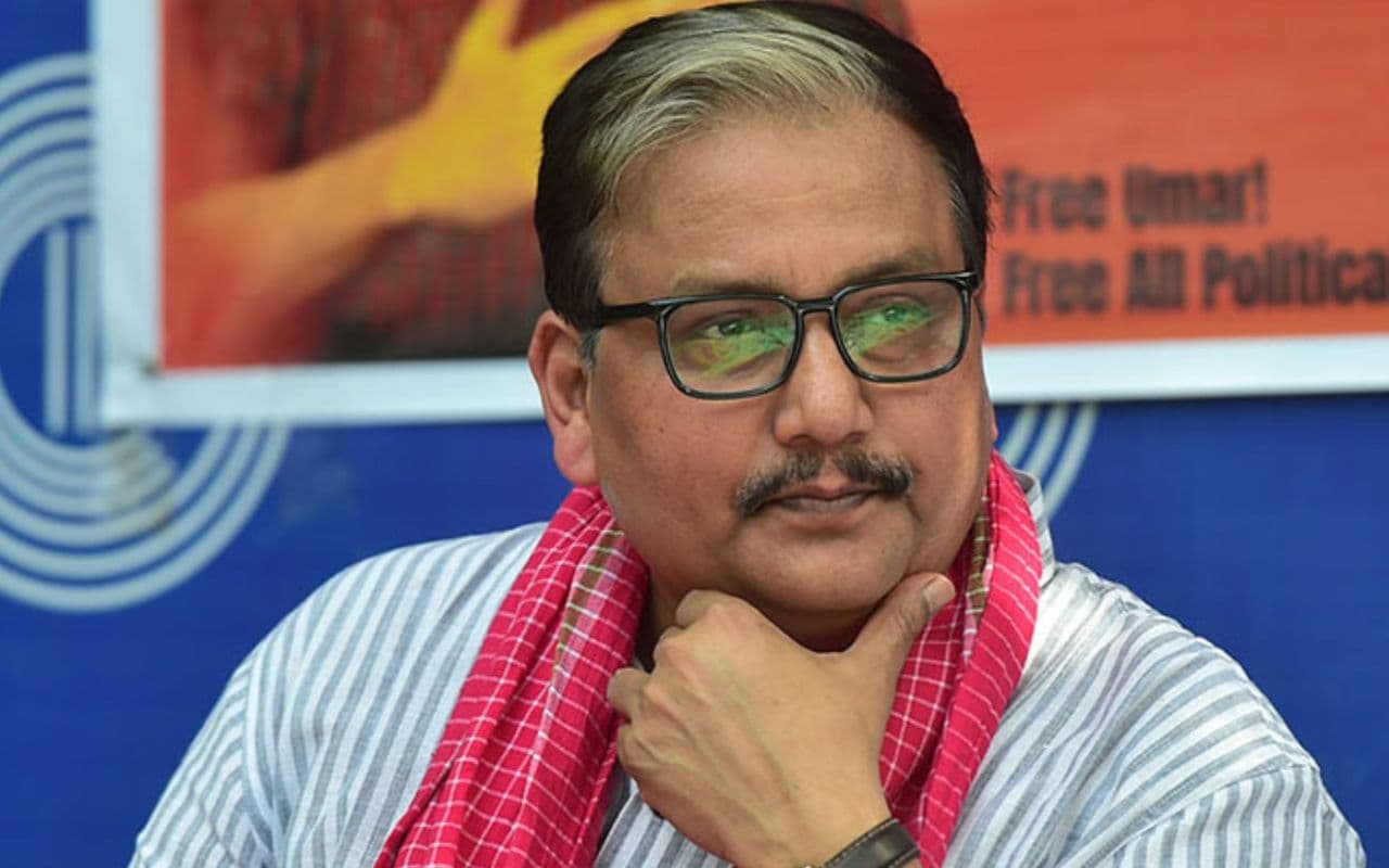 BJP में पीएम पद की लड़ाई, नितिन गडकरी के दावे पर RJD सांसद ने कसा तंज