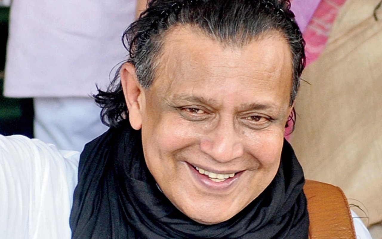 Mithun Chakraborty : मिथुन चक्रवर्ती ने कहा, मैंने कभी नहीं सोचा था कि फुटपाथ के लड़के को मिलेगा इतना बड़ा सम्मान