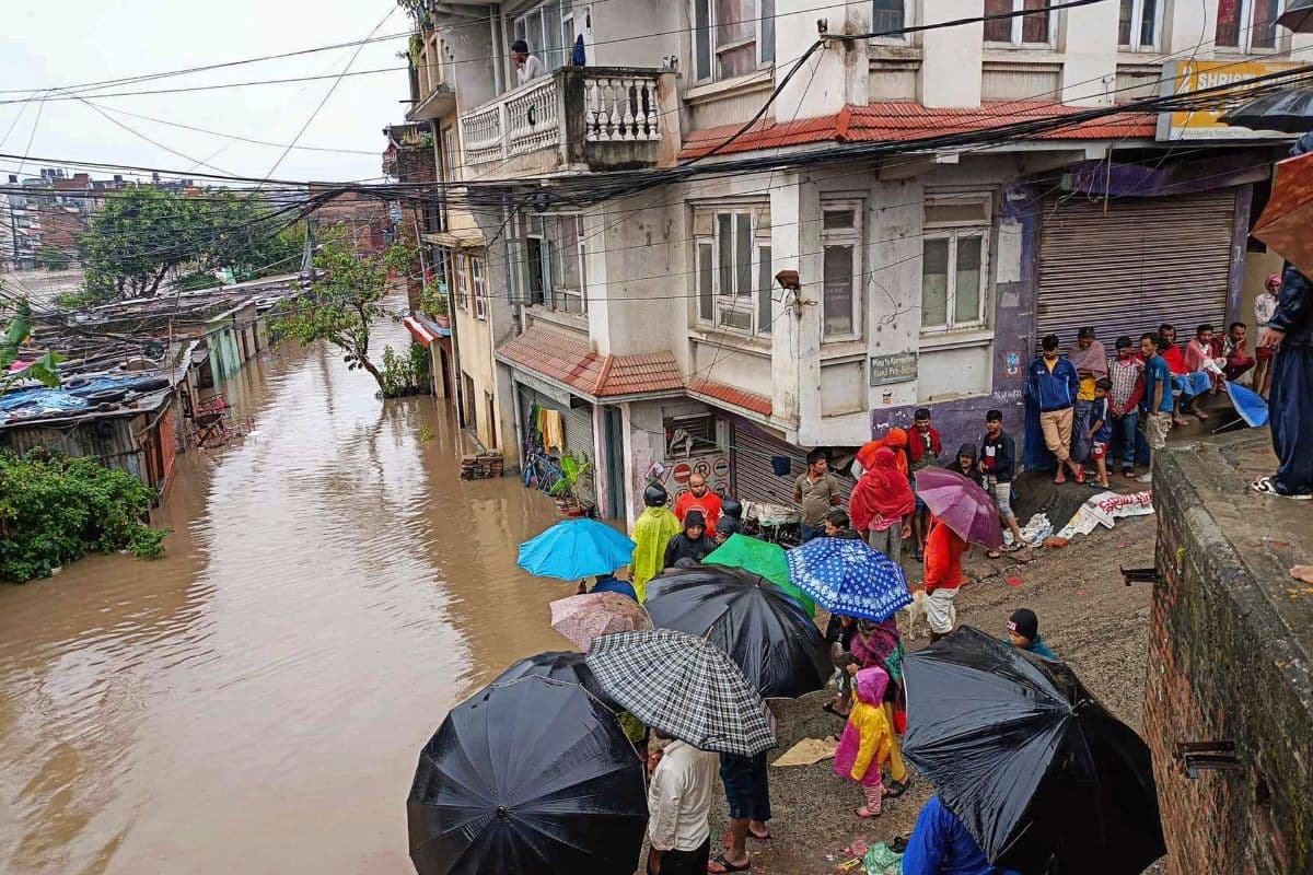 Nepal Flood: नेपाल में भारी बारिश के बाद बाढ़ से हाहाकार, अबतक 60 की मौत, स्कूल-कॉलेज 3 दिन बंद