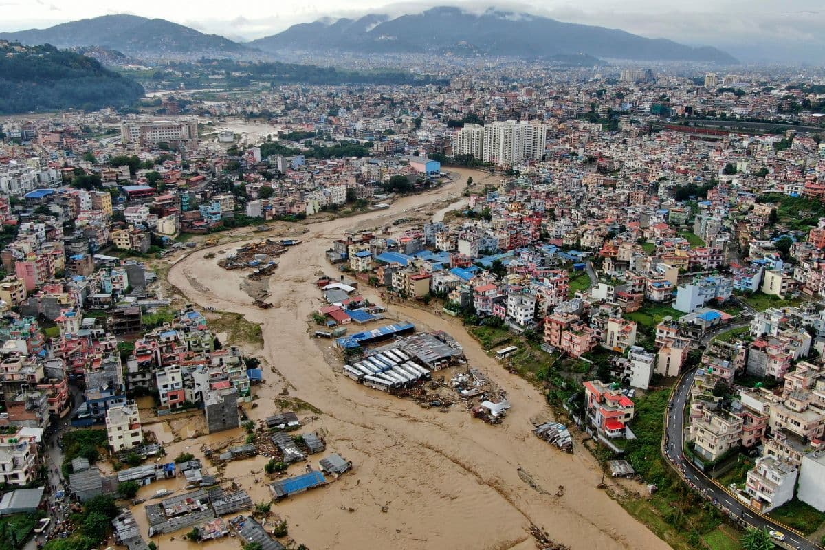 Nepal Floods: नेपाल में विनाशकारी बाढ़ और भूस्खलन, मृतकों की संख्या बढ़कर 170 हुई