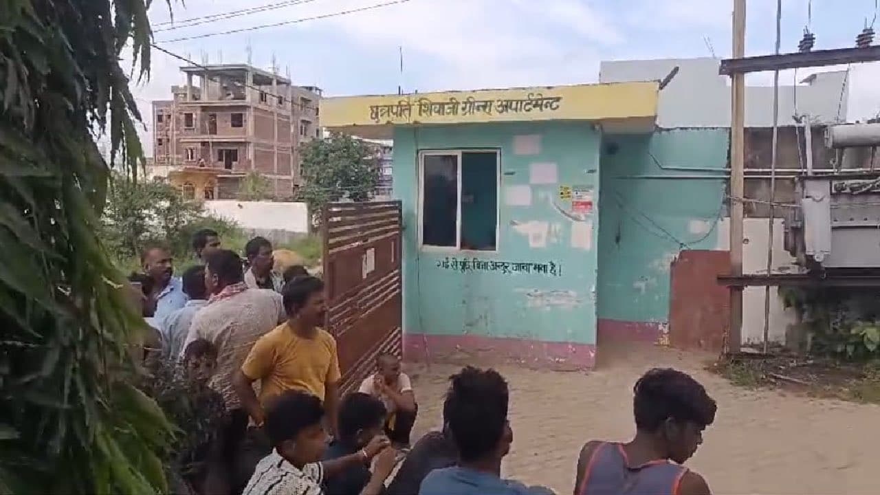 Patna Crime News:  अपार्टमेंट के नीचे मिला महिला का शव, पिता ने लगाया दहेज हत्या का आरोप